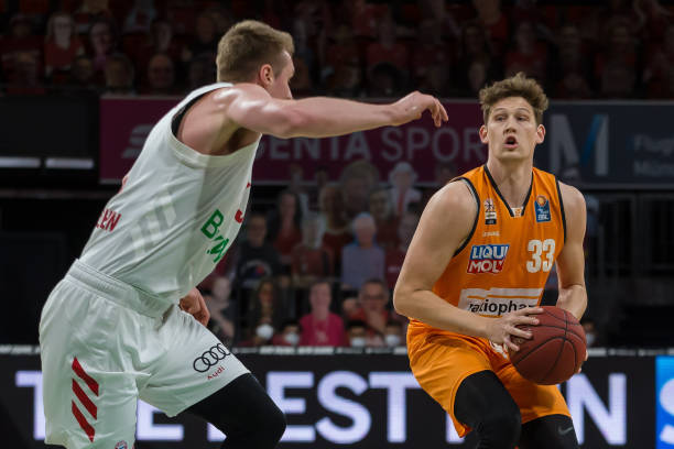 现代足球的 现代足球的